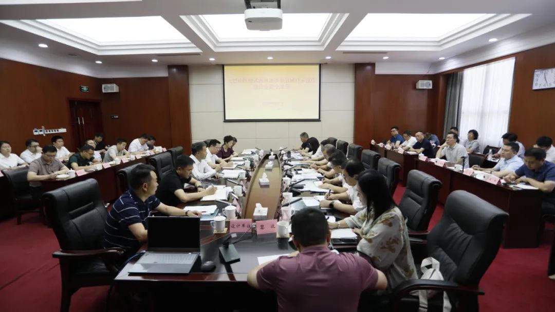 市林业局局长曹春华到我县调研大巴山沉浸式森林康养步道城口示范段建设情况并开展座谈交流