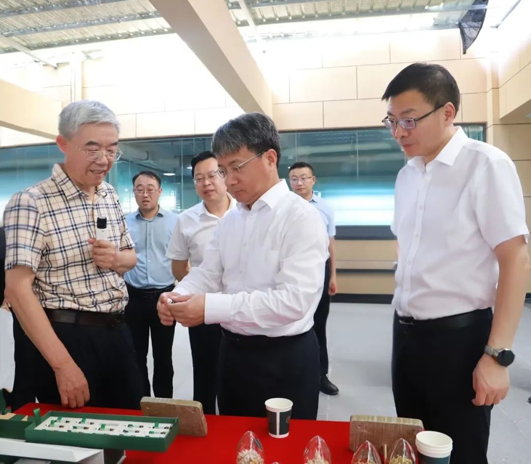 市政府副市长姜国杰到我县调研