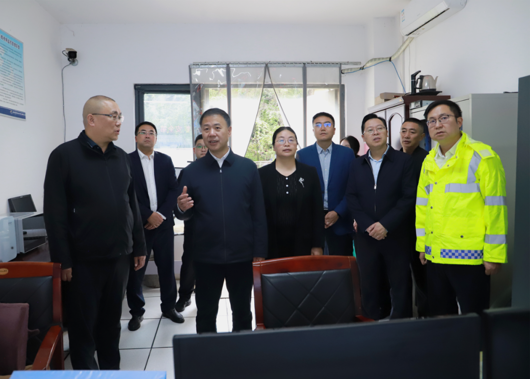 张继军王春梅带队督导检查国庆中秋节安全生产、市场保供等工作